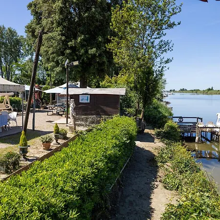 Oasis On The River *